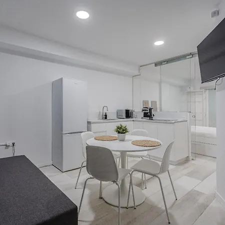 Апартаменти Acogedor A Pie De Playa